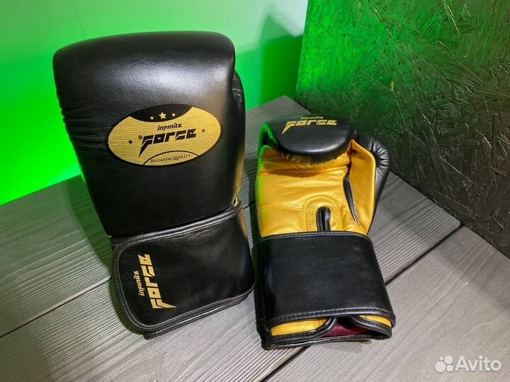 Боксерские перчатки Infinite Force Switchblade Neo