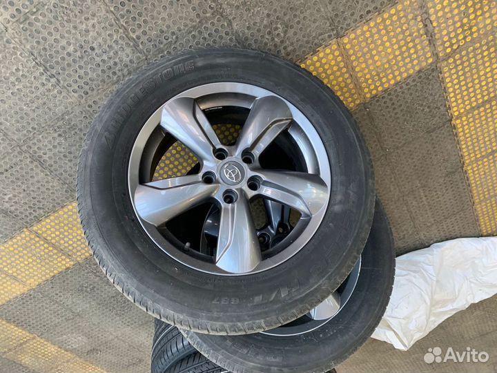 Bridgestone Dueler H/T 225/65 R17 101W