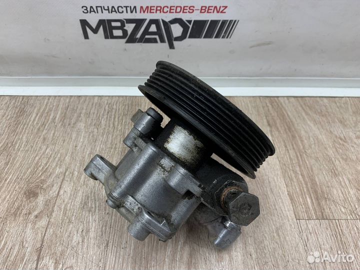 Насос гур на запчасти Mercedes W164 ML 164