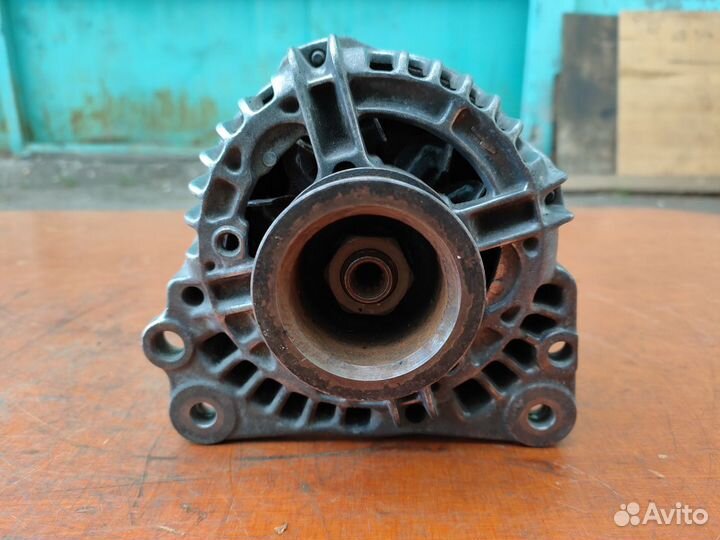 Генератор 90 A Audi A3 VW Bora Golf MK4 AKL 1.6 i