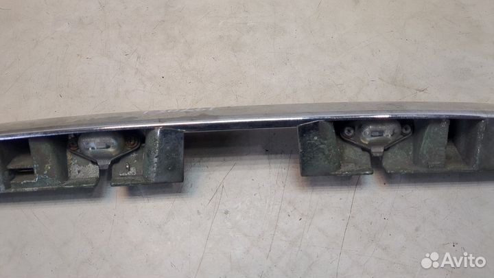 Подсветка номера Nissan X-Trail (T30), 2004