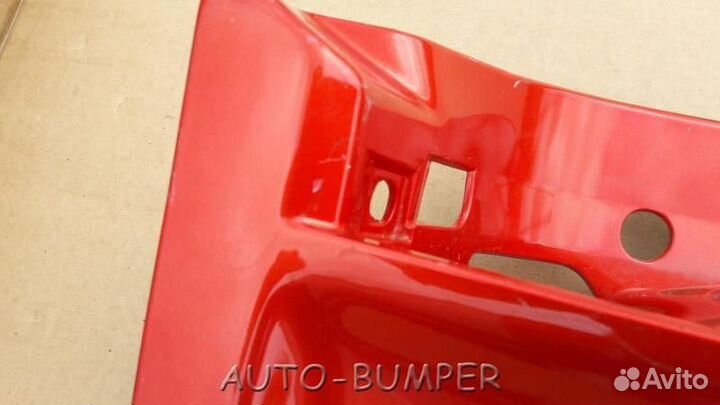 Dongfeng Кожух левой верхней подножки