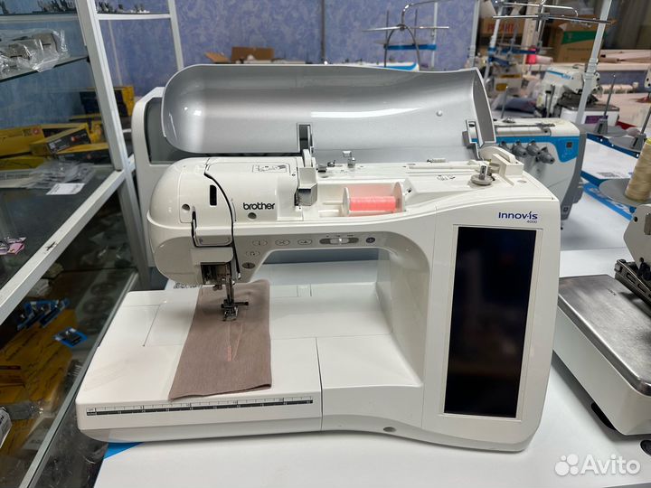 Швейно-вышивальная машина Brother innov is 4000