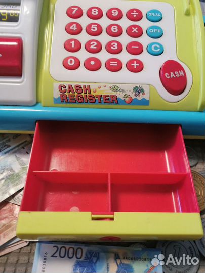 Игрушечная касса