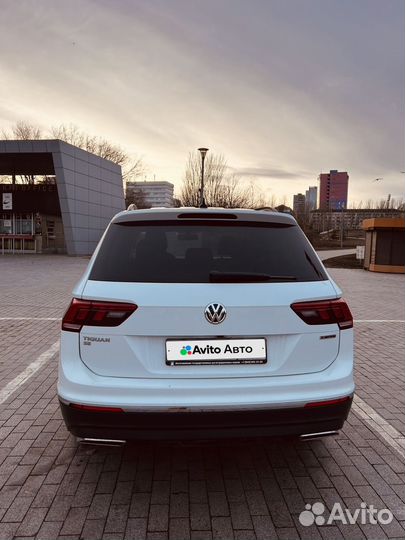 Volkswagen Tiguan 2.0 AT, 2021, 113 000 км