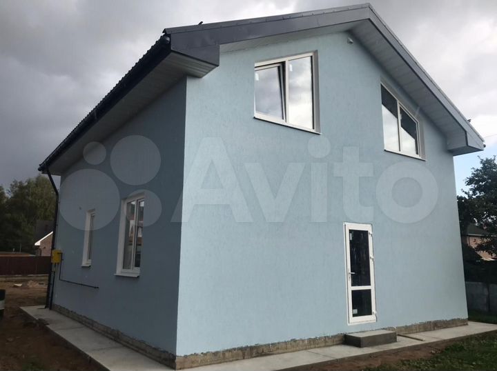 Коттедж 151 м² на участке 11 сот.