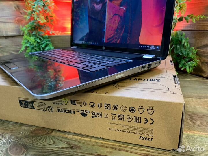 Ноутбук HP (17.3