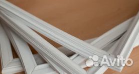 Уплотнитель для холодильника Bosch KGN56HI20R