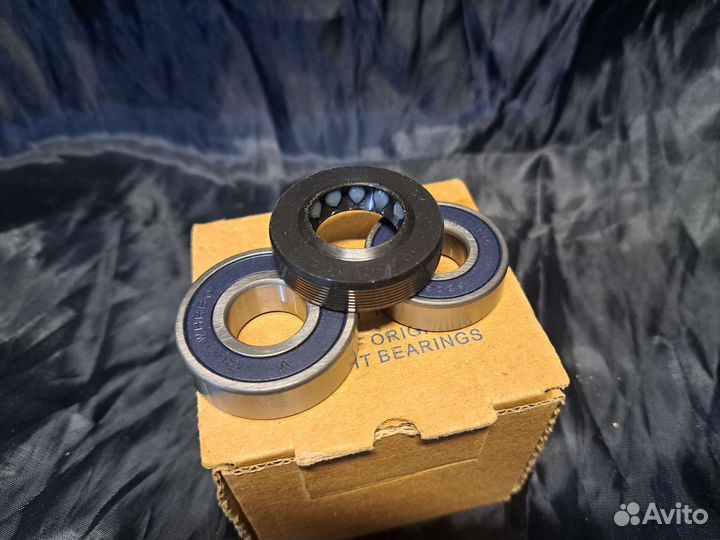 Комплект подшипников и сальник Indesit Ariston