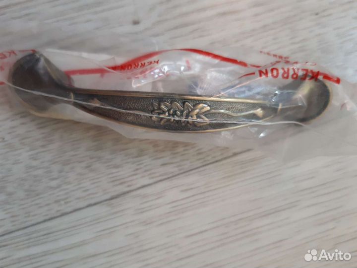 Ручки для мебели новые