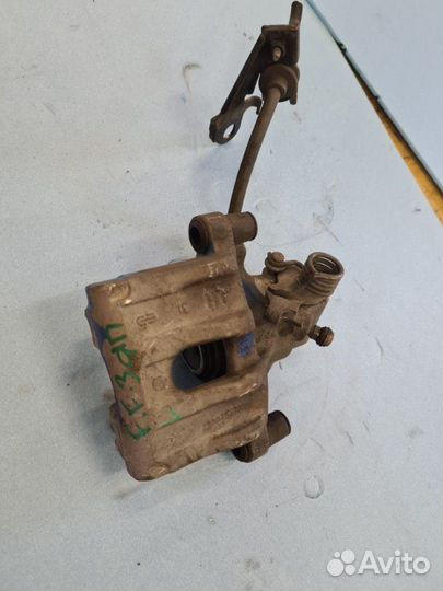 Суппорт тормозной задний Ford Focus 3 1.6 2013