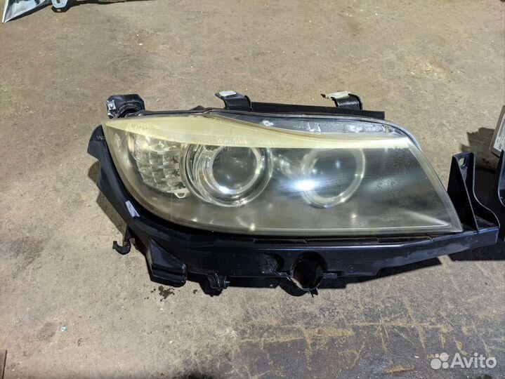Фары BMW E90