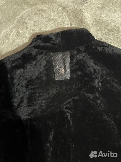 Жилет мужской из каракуля и вставки питона