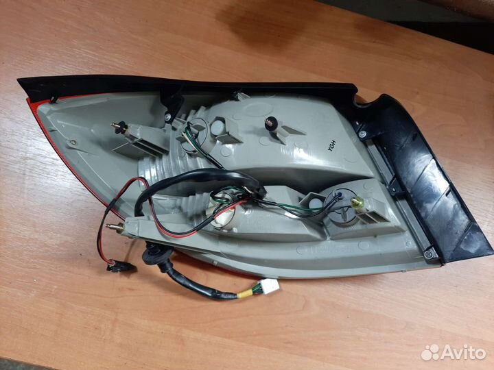 Задний фонарь kia rio (седан) 9240FD020