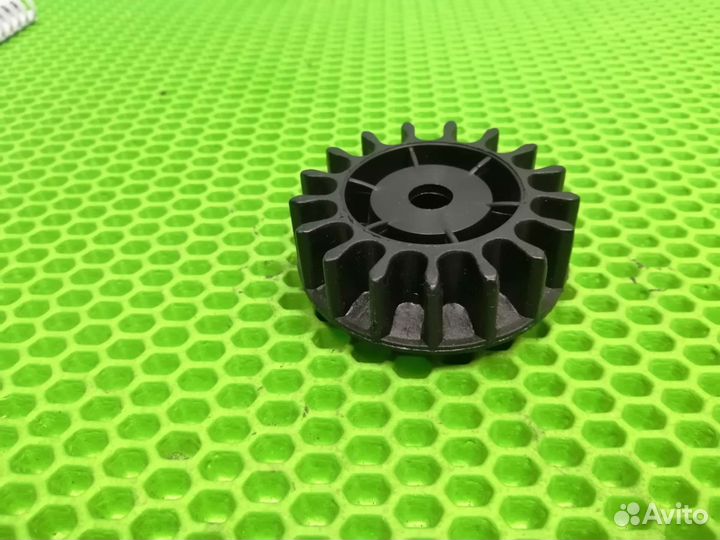 Шестеренка тормозная N 004 на детскую коляску