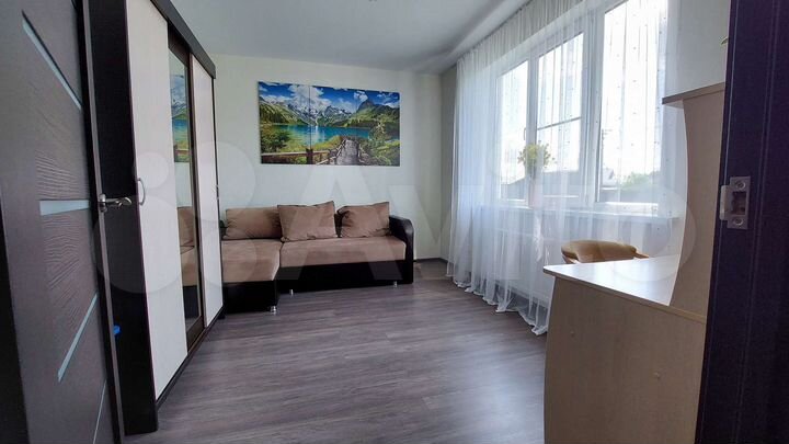 Дом 98 м² на участке 10,2 сот.