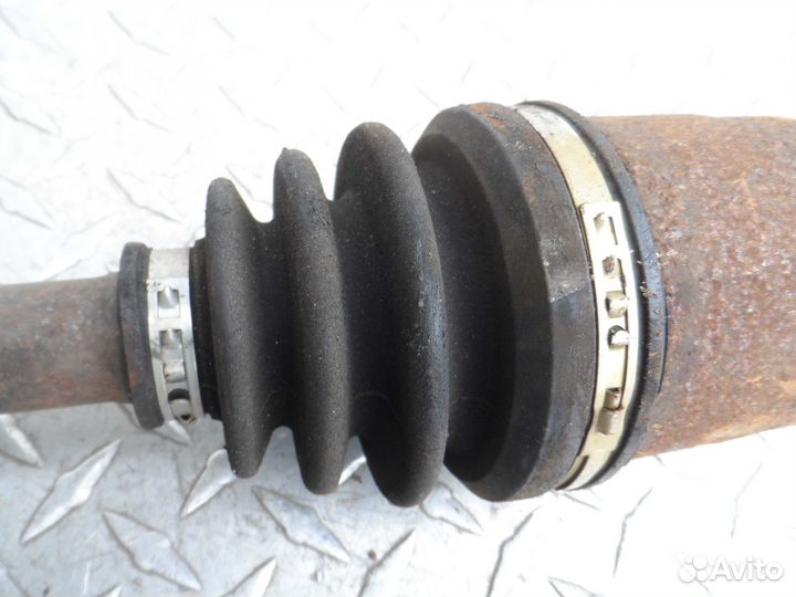 Полуось задняя левая Honda Pilot 2 42311szaa010