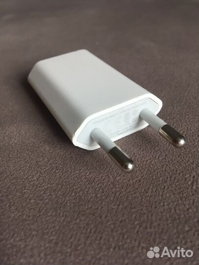 Зарядное устройство Apple md813zm/A