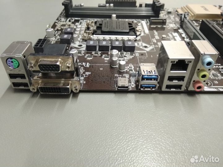 Материнская плата Asus B150-plus LGA 1151