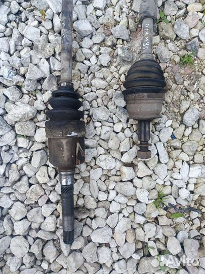 Приводной вал Крайслер вояджер 3. 2.4 АКПП