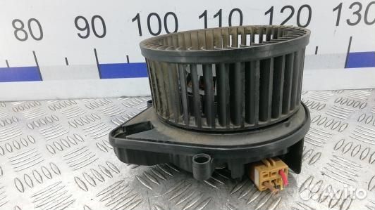 Моторчик печки audi A4 B7 (BBE09KK01)