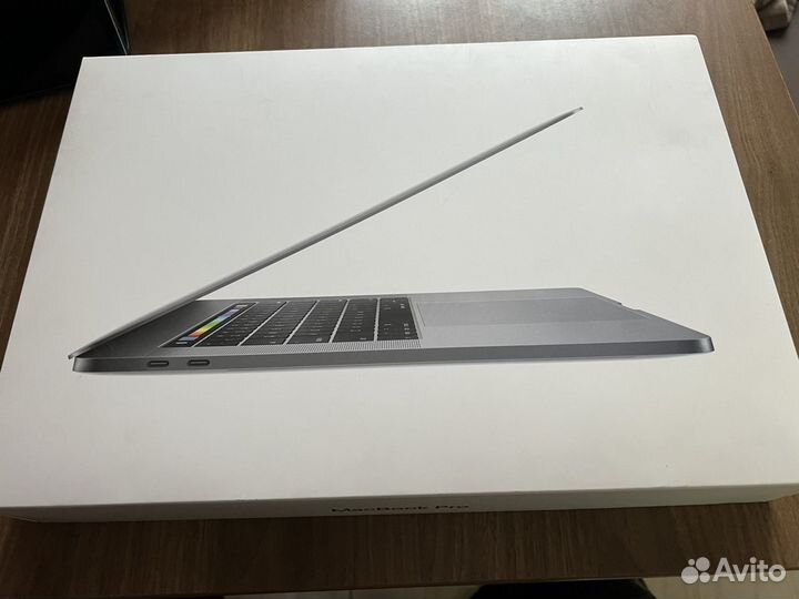 Apple MacBook Pro 15 2017 2tb