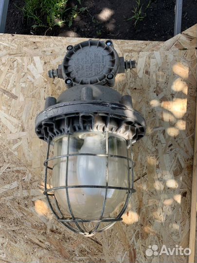 Фонарь уличный