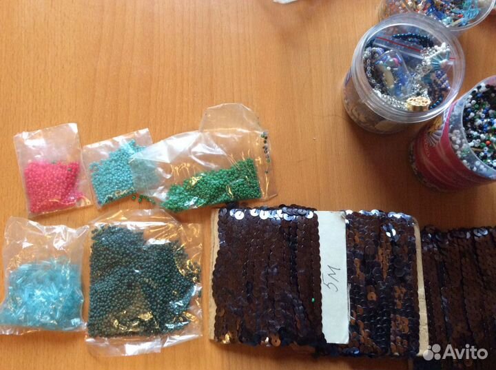 Бисер для рукоделия лента палетками