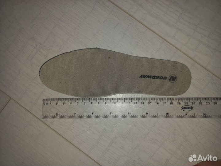 Коньки фигурные 31р