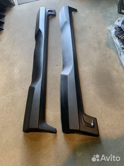 Накладки на пороги кия спектра