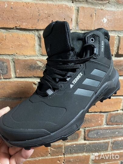 Кроссовки Adidas Terrex LUX