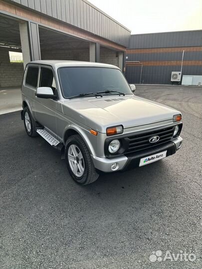 LADA 4x4 (Нива) 1.7 МТ, 2019, 177 000 км