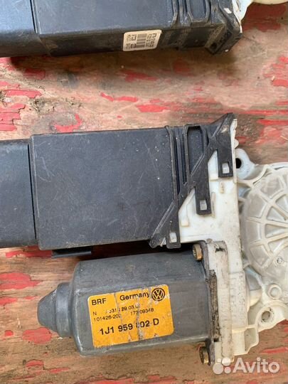 Моторчики стеклоподъемников Volkswagen Bora Golf 4