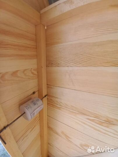 Уличный туалет деревянный