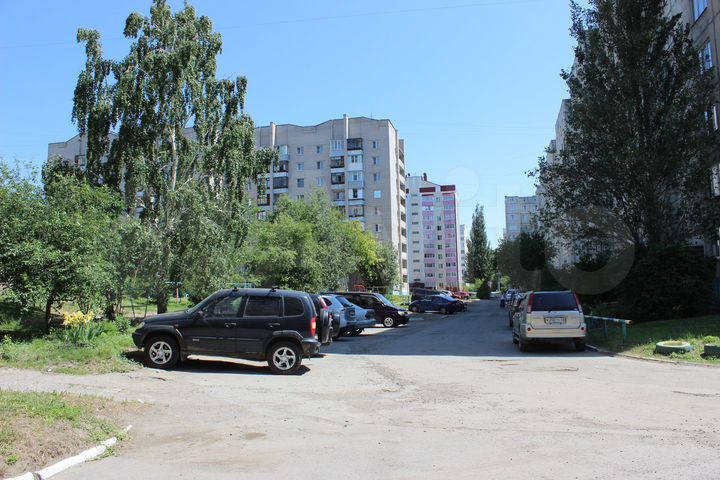 3-к. квартира, 70 м², 4/9 эт.