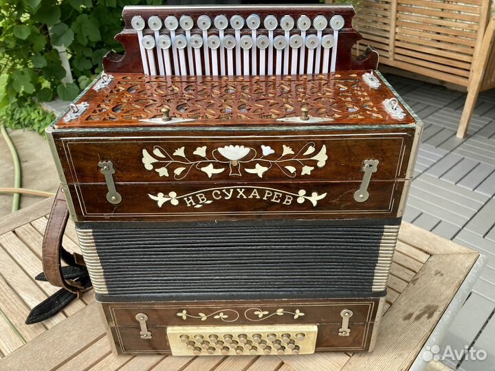 Гармонь И.В.Сухарев