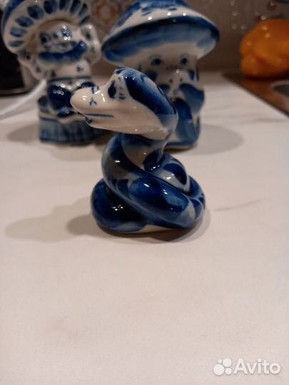 Фигурки гжель