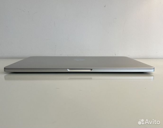 MacBook Pro 13 (2017 i5/8/512)