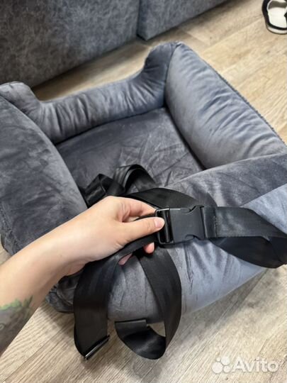 Автокресло для животных