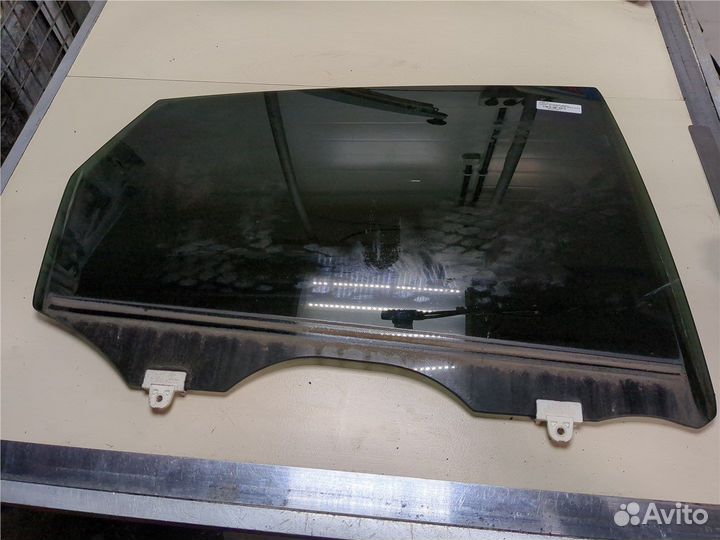 Стекло боковой двери Infiniti M (Y50), 2004