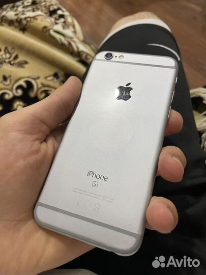Телефон iPhone 6s