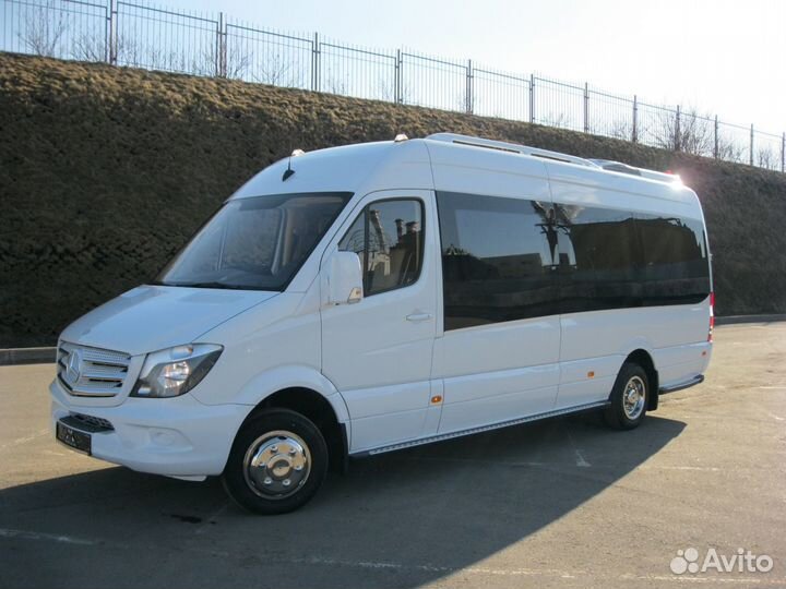 Боковые пороги на Mercedes Benz Sprinter W906, W90
