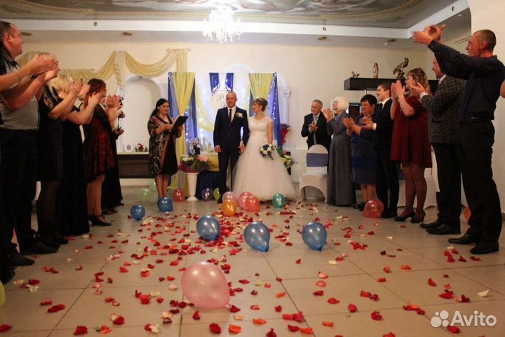 Ведущий мероприятий тамада