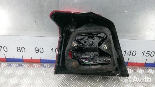 Фонарь задний правый toyota avensis T25 (ADN17MY01