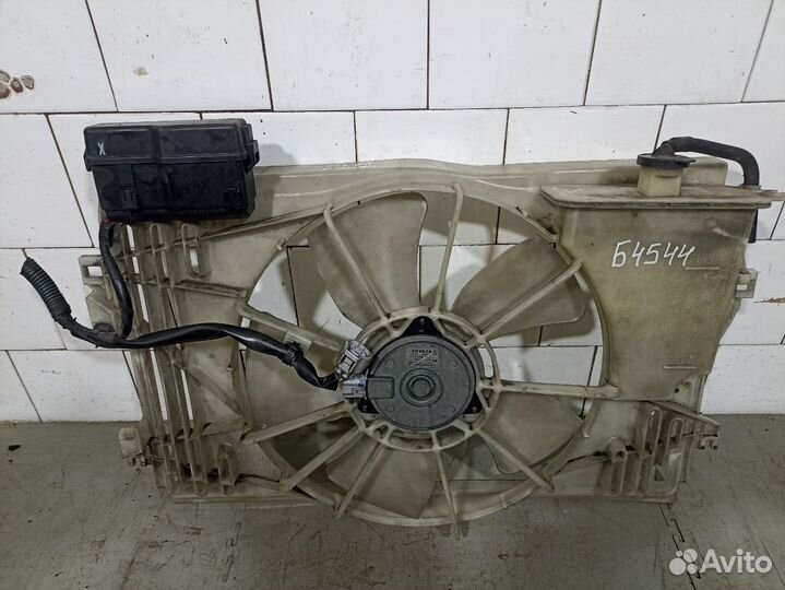Вентилятор радиатора Toyota Avensis 2 2003-2008