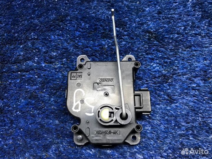 Моторчик заслонки печки Honda Pilot 2