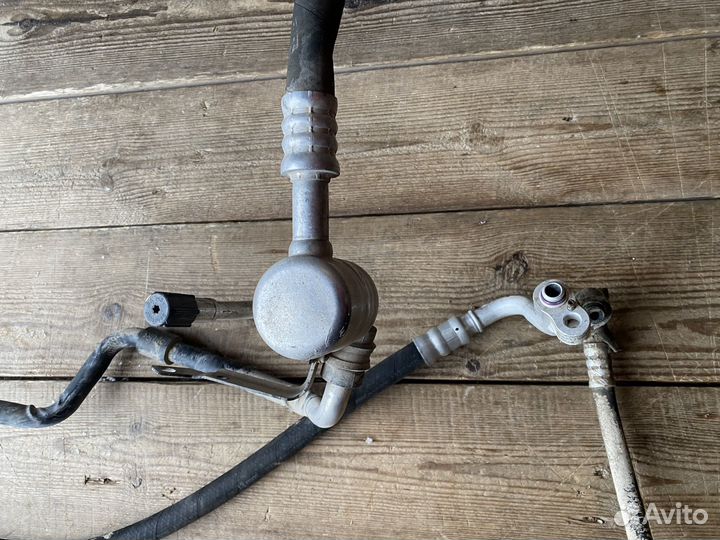 Трубки кондиционера Skoda Octavia Tour 1,6 BFQ