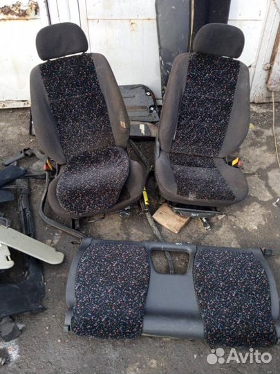 Сиденья комплект Opel Tigra