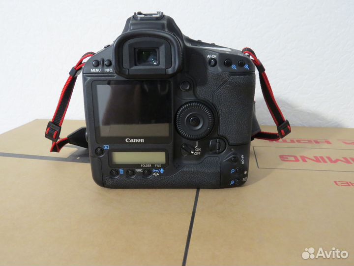 Canon EOS 1D mark III