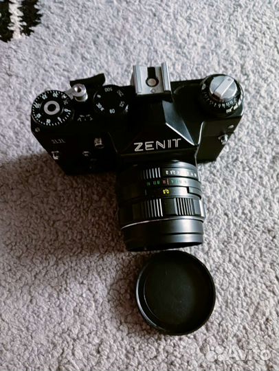 Плёночный фотоаппарат Зенит 11